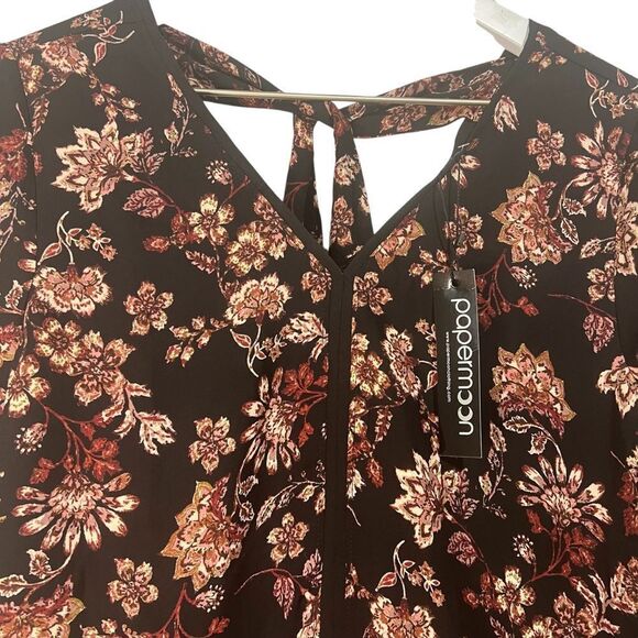 Stitch Fix Papermoon Floral Blouse Womens Small Black Double V Tie Back Top - Picture 2 of 7